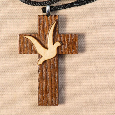 Pendentif Croix en Bois d'Érable Vernis avec cordon - COLOMBE