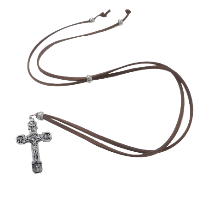 Pendentif Croix du Pardon avec cordon en simili cuir rond