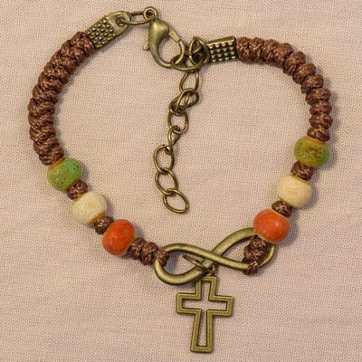 Bracelet en corde Croix et Coeur Infini - Perles Rouges